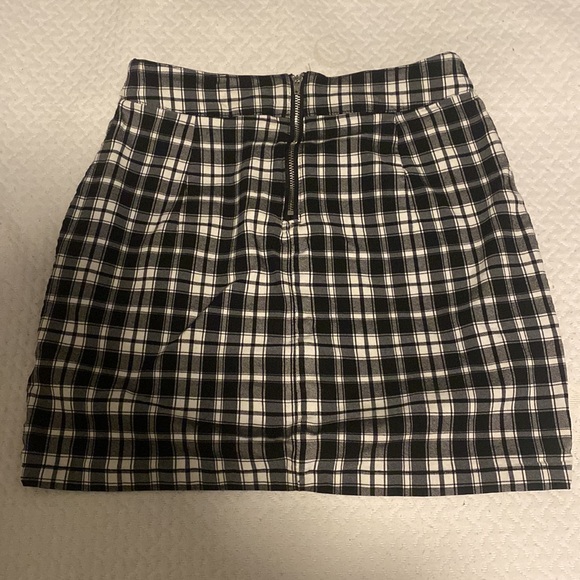 Garage Mini Skirt - Picture 2 of 4